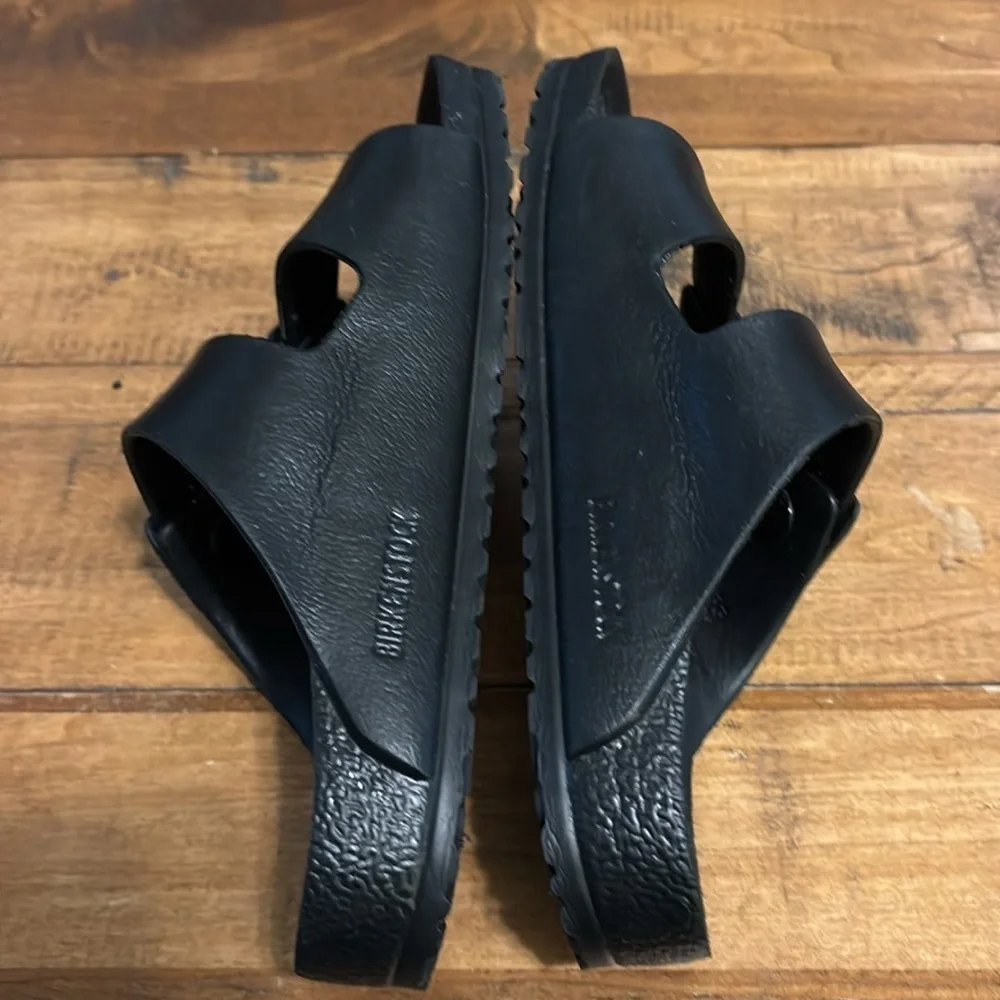 Birkenstock children’s sandals, size 33, black color, in good condition